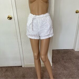 POLO Women’s White Eyelet Shorts size 8 Preppy Easter